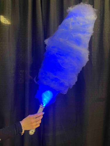 Cotton candy lightsaber by Candytime.