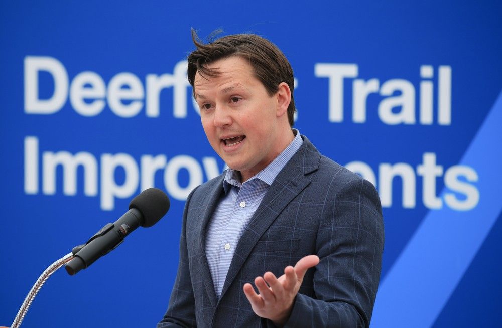 Transportation and Economic Corridors Minister Devin Dreeshen.