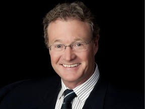 Dr. Jeffrey Turnbull smiles in a portrait photo