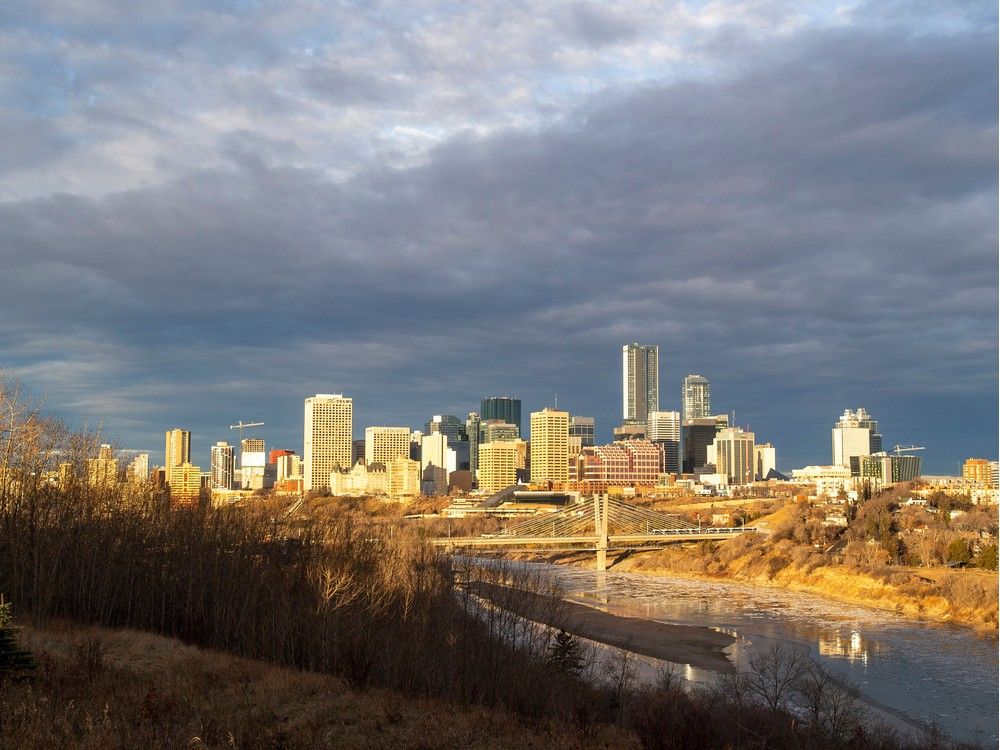 Edmonton weather rain clouds and gloomy skies for the rest of the week