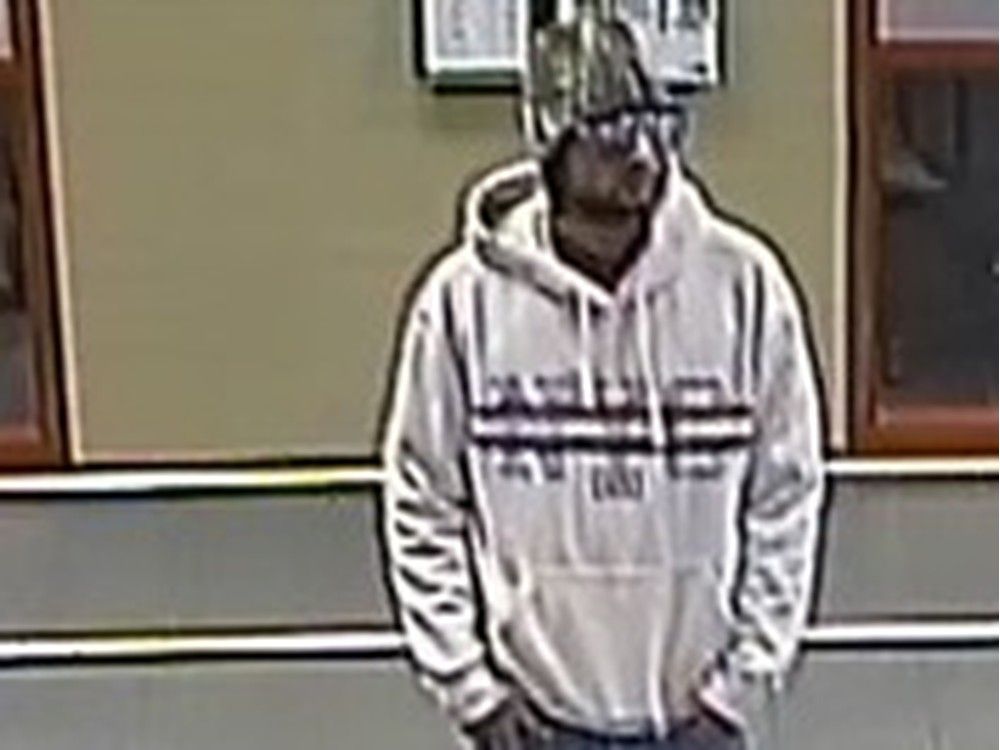 Man wanted after multiple south Edmonton bank robberies Police