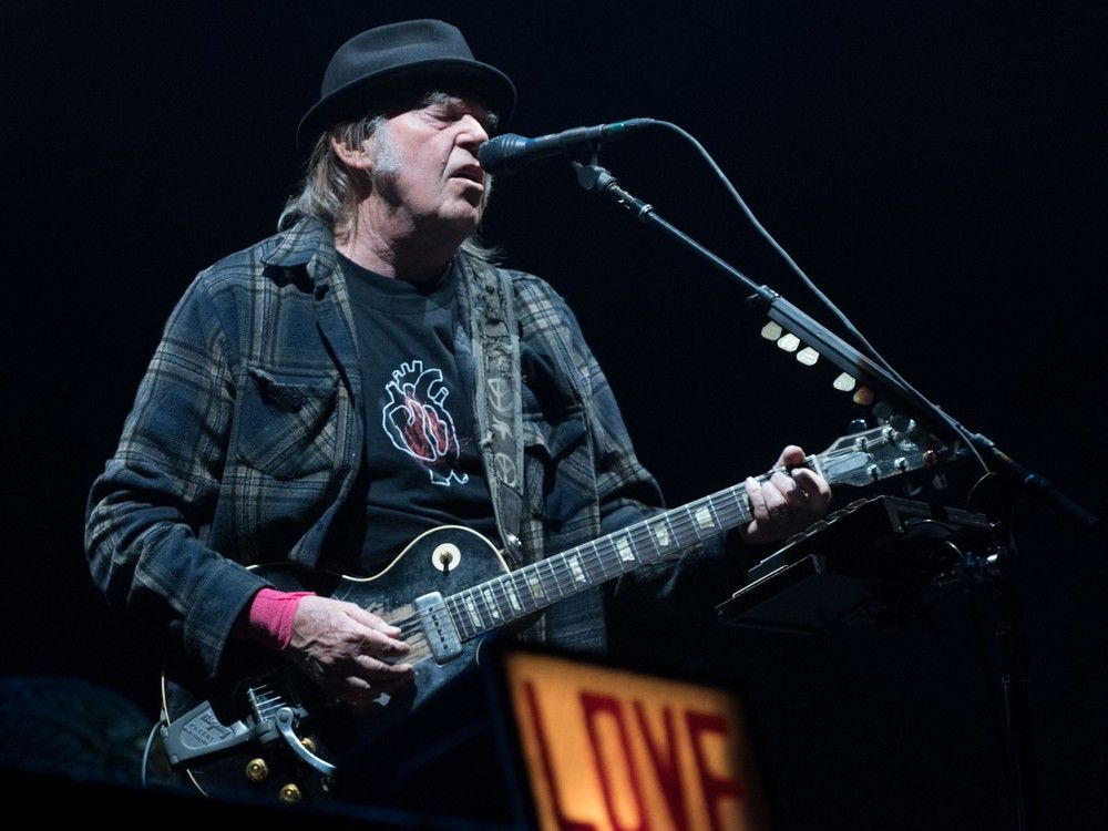 CONCERT ANNOUNCEMENT: Neil Young and Crazy Horse book