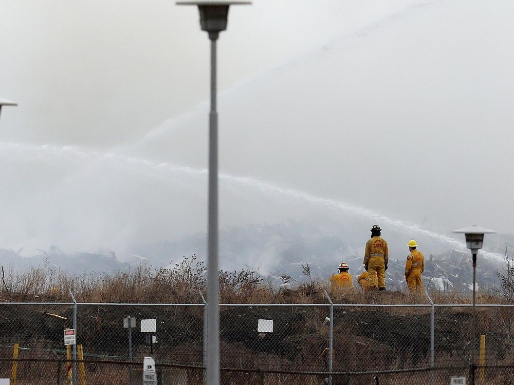 Fireworks cause 22 grass fires in Edmonton last October, November: EFRS