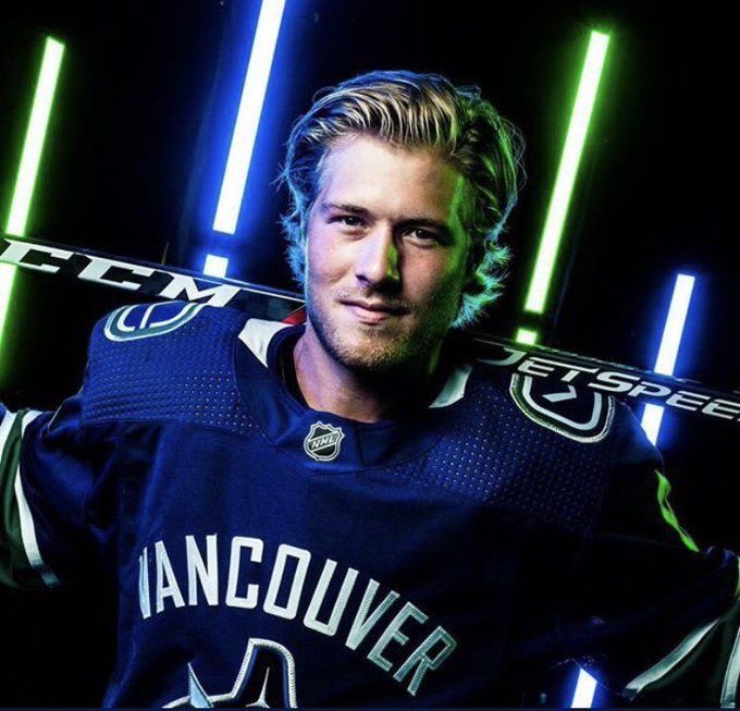 Top Canucks winger coming to Edmonton Oilers? Rumour-palooza heats up