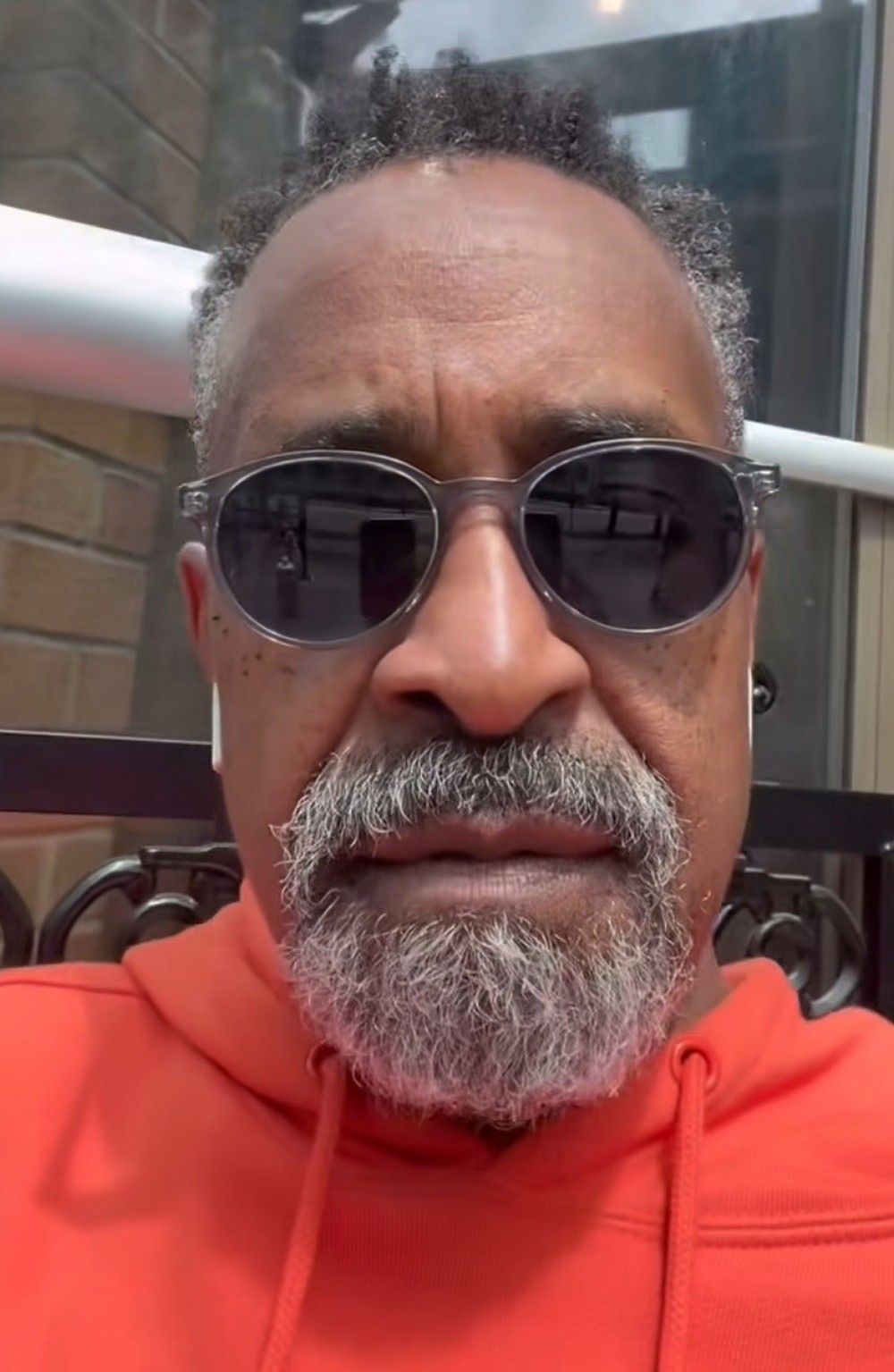 Screenshot from Tim Meadows' Instagram Reel in which he declared his Edmonton Oilers fandom.