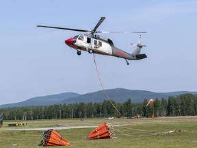 blackhawk helicopter liftoff