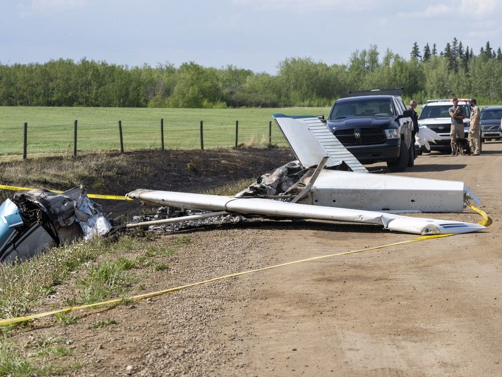 Incredible Footage: Plane Crashes, Ignites Parked Aircraft In Montana - o7n1a4n