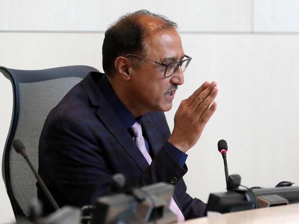 Edmonton Mayor Amarjeet Sohi pitched his plan to not reduce the cap on infill projects, then revisit the issue after public consultation