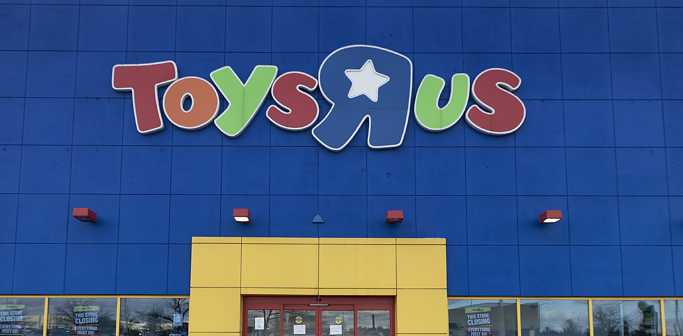 Toys”R”Us Canada has closed over half its locations in four years (Edmonton Journal)