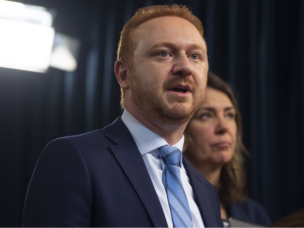 'Jordan Peterson law': Alberta seeks to protect professionals from discipline for off-duty conduct