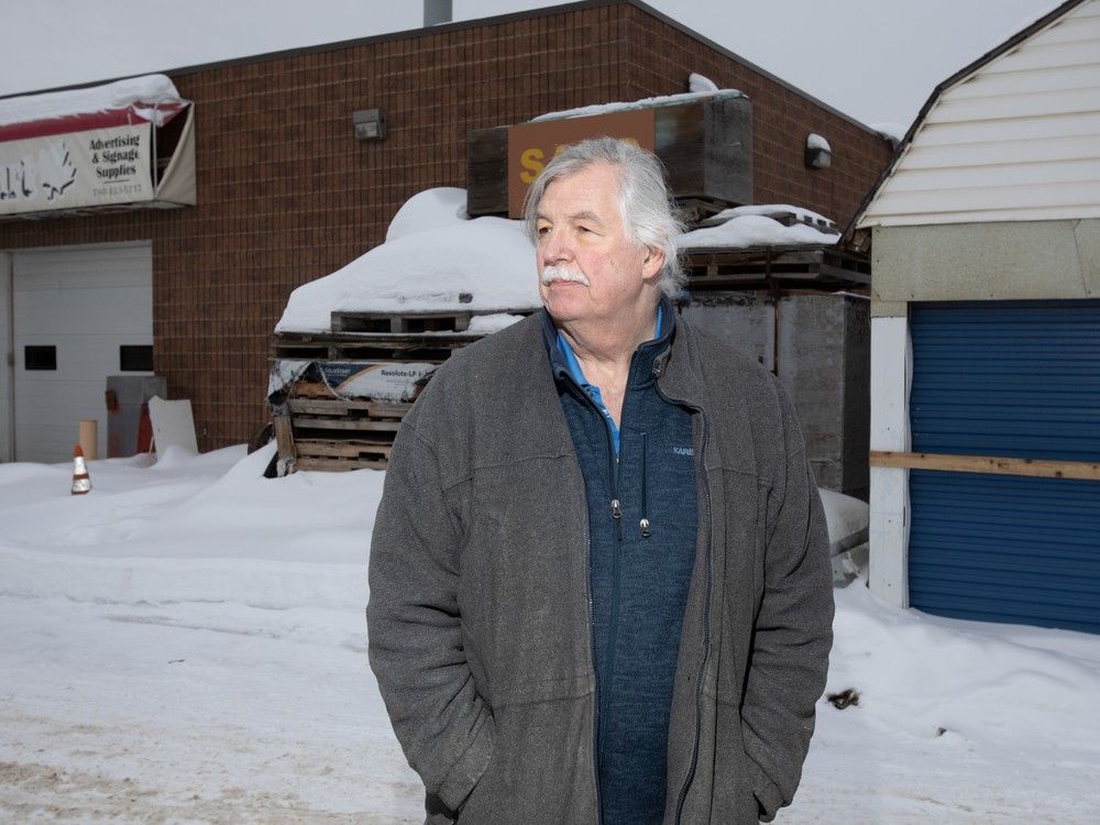 When a stranger crawled into Richard Gendron's Edmonton parking lot with a broken leg in -20 C weather, he was told there would a long wait for an ambulance