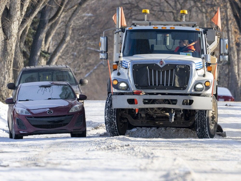 City weighs parking ban stage under heavy snowfalls
