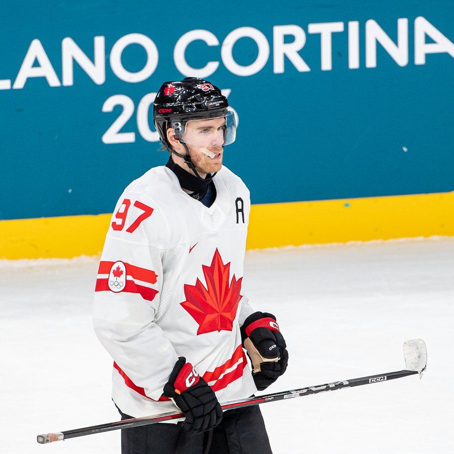 'McDavid is unstoppable right now': Hockey world reacts to Team Canada, 2, vs Switzerland, 1