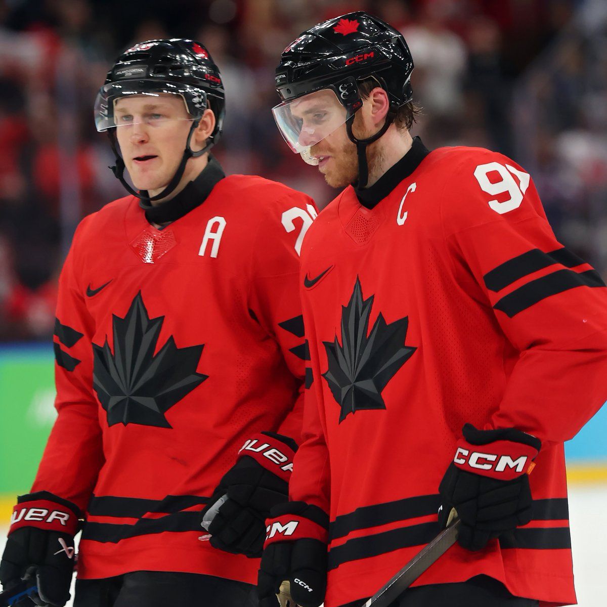'Biggest game of his life, right?': Hockey worlds reacts to Canada vs USA gold medal game