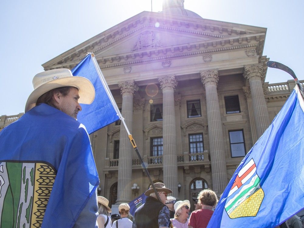 Tuesday's letters: Separatists on the wrong side of history
