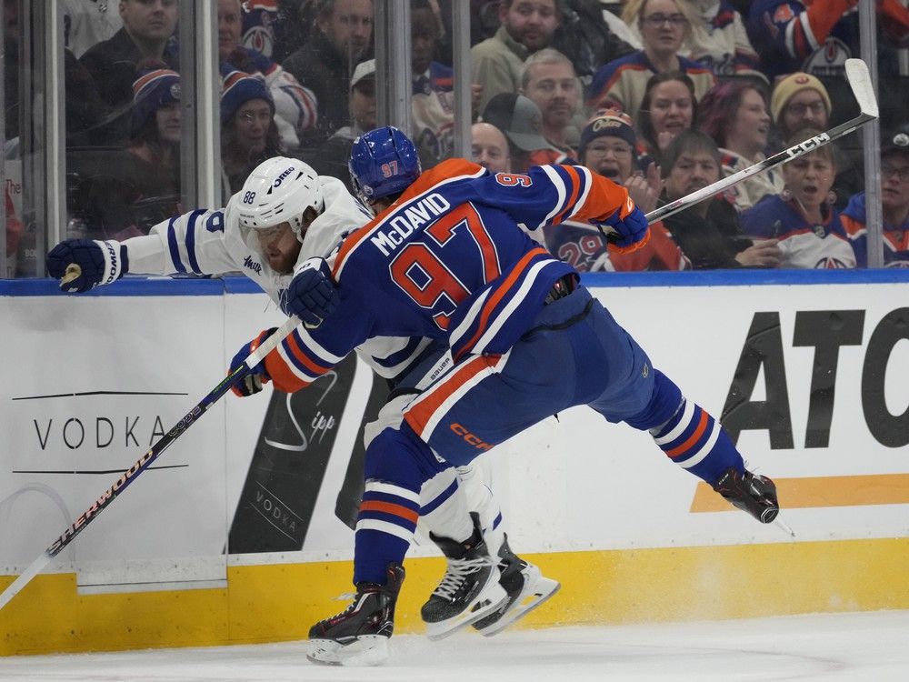 Edmonton Oilers lose to Toronto Maple Leafs
