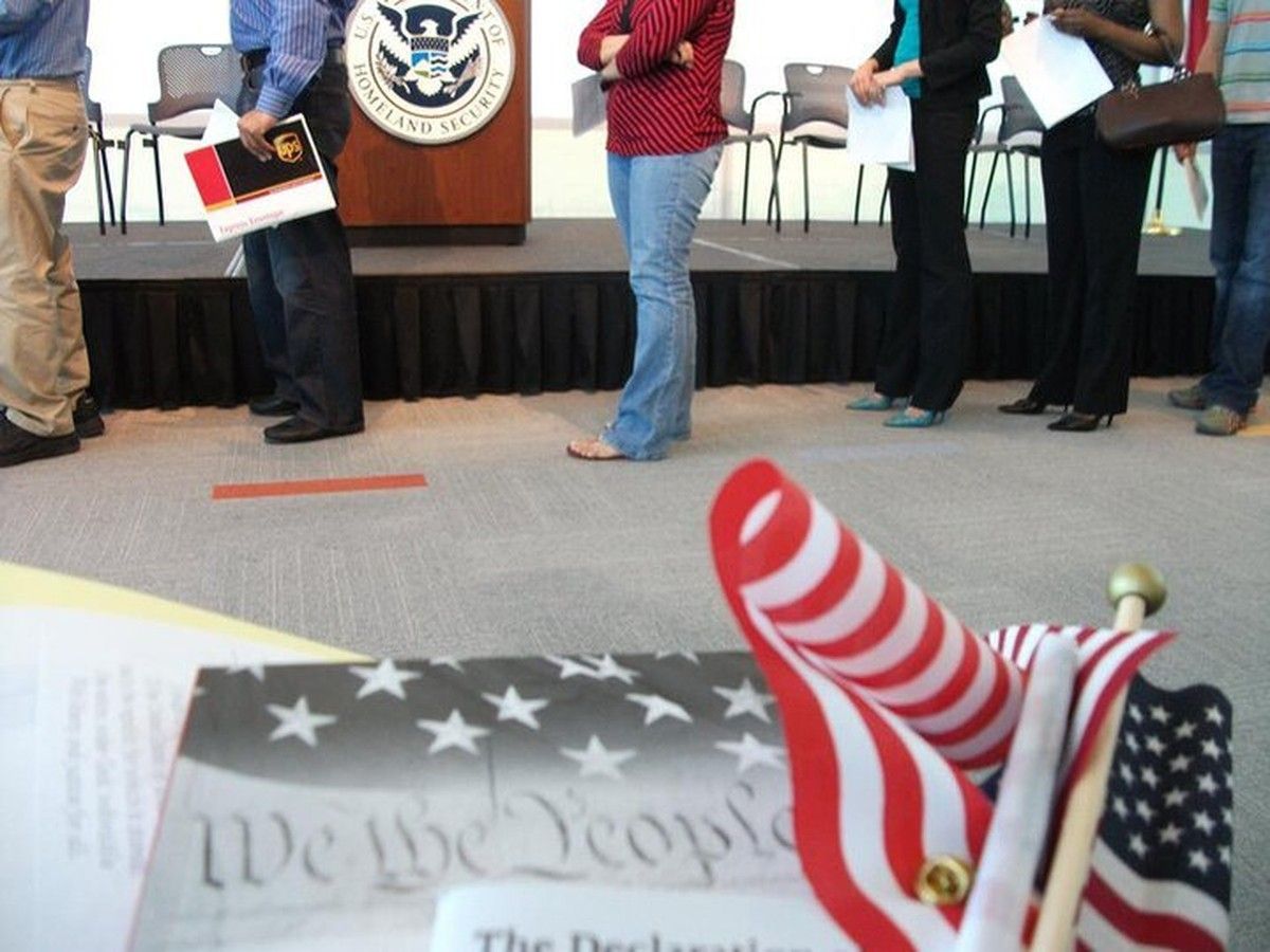 Canadians beware: Reports are mounting of ICE detaining expats who thought their paperwork was good