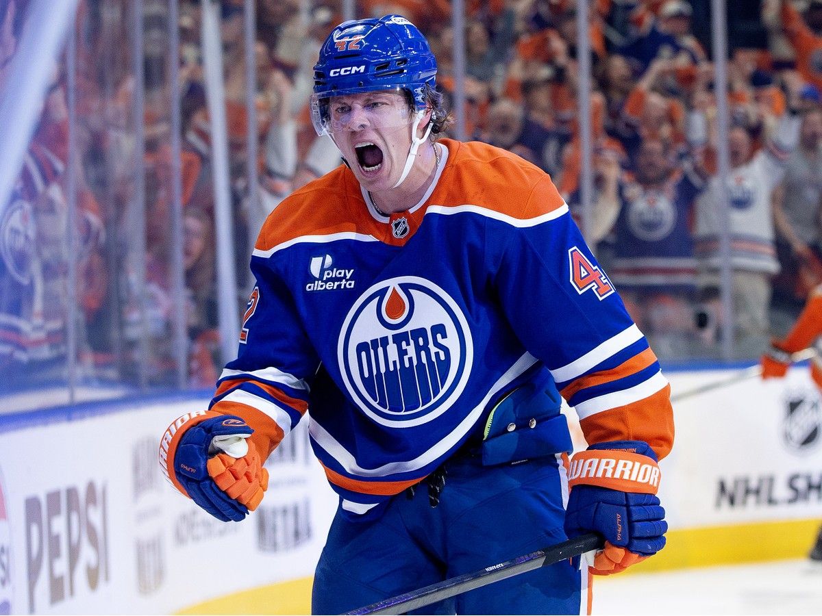 Oilers come back to beat Anaheim Ducks in Game 1.