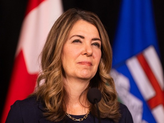 Alberta Premier Danielle Smith criticizes Edmonton police for video on hate reporting