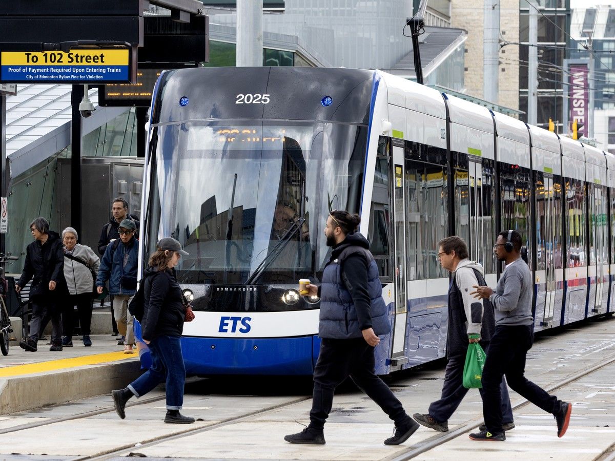 Saturday's letters: No answers on city's Valley Line takeover ...