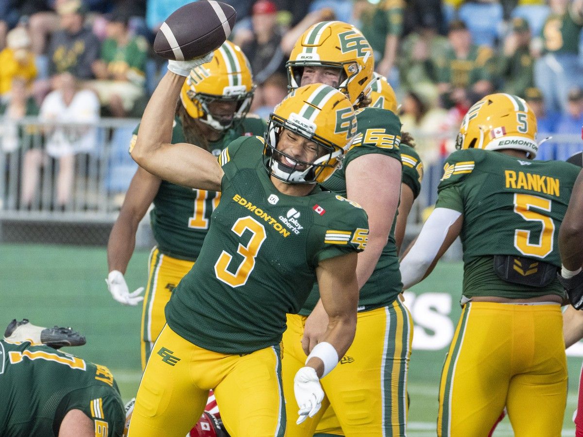 Edmonton Elks Austin Mack celebrates his touch down against the Calgary Stampeders during CFL preseason action on Friday, May 29, 2026 in Edmonton.