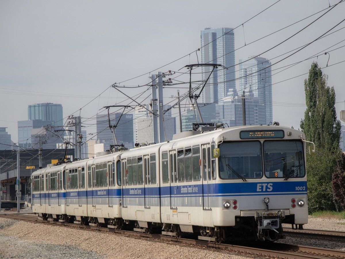 City expands new Capital and Metro LRT order to 40 vehicles