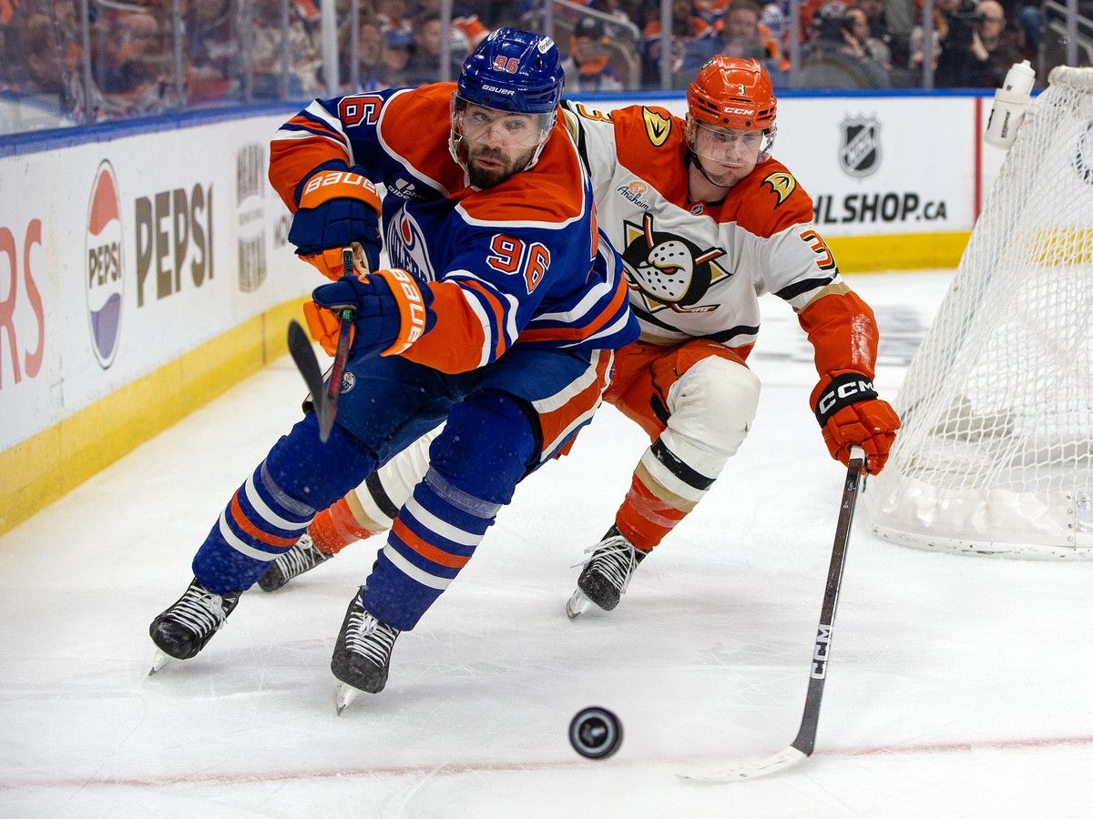OILERS MAILBAG: Edmonton fans don't need any help picking a new target