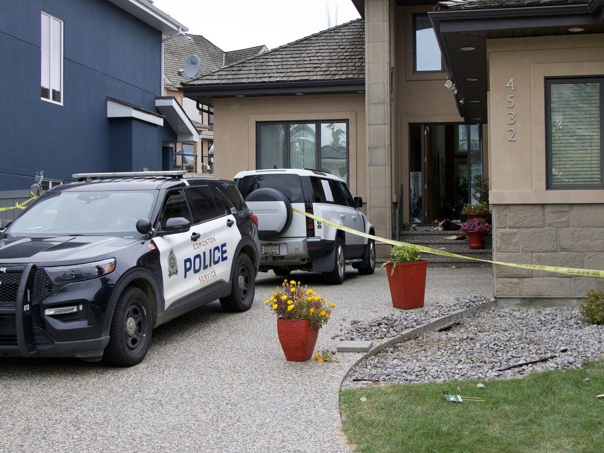 Man killed by Edmonton police after reports baby, woman shot at Donsdale Drive home