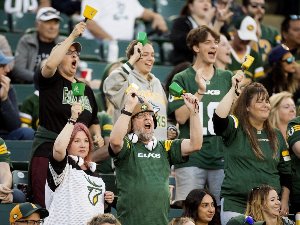Edmonton Elks fans