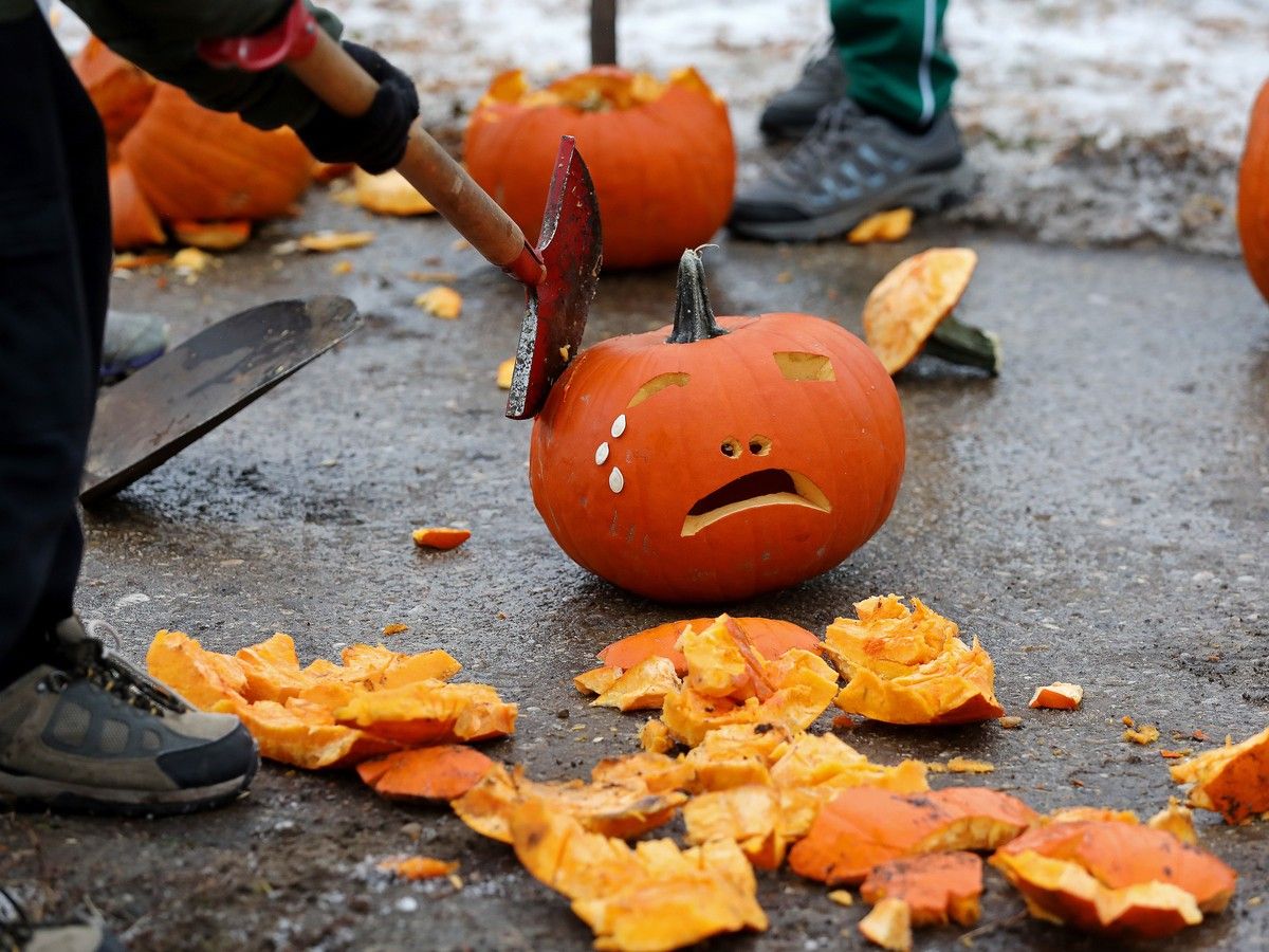 poor lil pumpkin