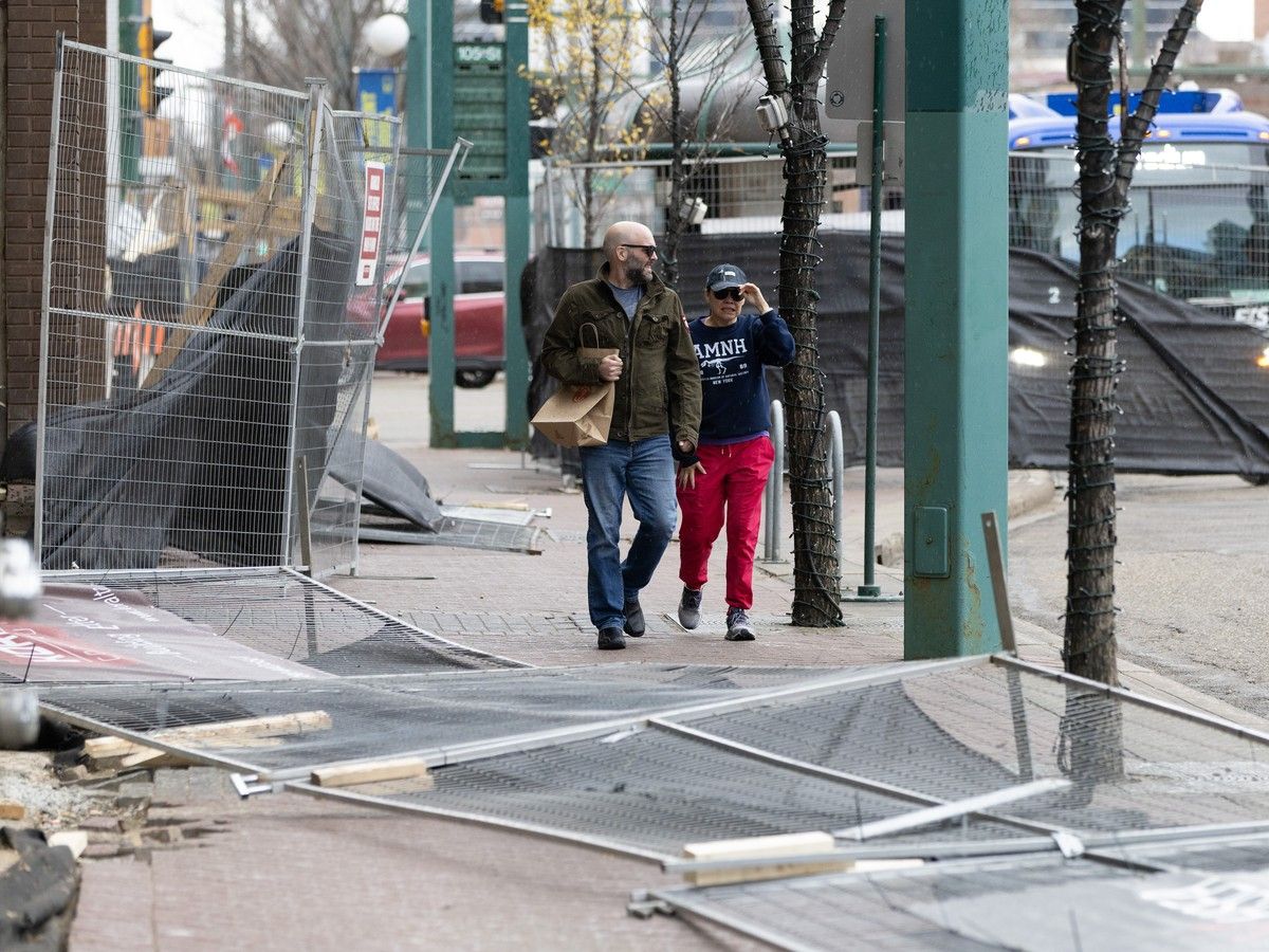 Environment Canada warns of 100 km/h wind gusts