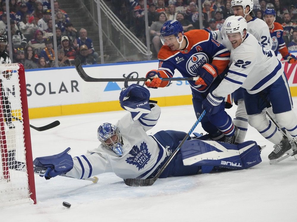 Player grades: Tragedy of errors as Edmonton Oilers lose 7-2 to Toronto Maple Leafs