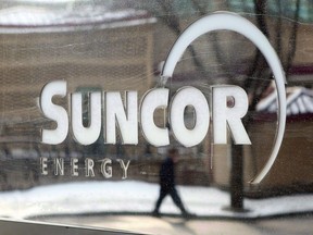 Unifor, the union representing about 3,000 Suncor oilsands workers, is fighting company plans to introduce random drug and alcohol testing Dec. 1.