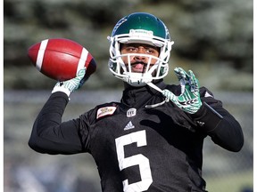 Kevin Glenn of the Saskatchewan Roughriders practices in Ottawa, November 17, 2017.