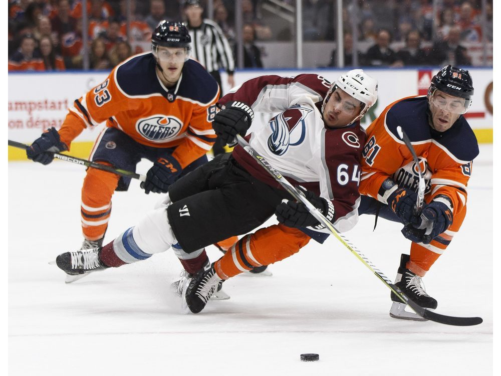 Edmonton Oilers Nail Yakupov Signed Hockey Puck
