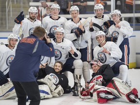 The Oilers Development Camp ended with an exhibition game with 24 players for the honour of hoisting the Billy Moores cup on June 28, 2018. Team White defeated Team Blue 4-2.