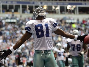 The Eskimos own the neg list rights of former NFL star Terrell Owens, seen here in his Dallas Cowboys days. (GETTY IMAGES)