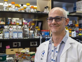 Dr. Bill Stanford is receiving The Ottawa Hospital's Chretien Researcher of the Year award for a discovery that could be a possible new treatment for leukemia.