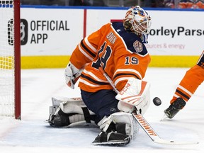 Edmonton Oilers backup goalie Mikko Koskinen makes a save against the Chicago Blackhawks during second period NHL action at Rogers Place, Thursday, Nov. 1, 2018.