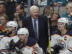 Edmonton Oilers head coach Ken Hitchcock talks to his players during the second period of an NHL hockey game against the San Jose Sharks in San Jose, Calif., Tuesday, Nov. 20, 2018.