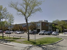 Jasper Place High School in Edmonton, AB. (Screenshot/Google)