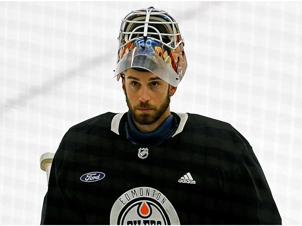 Oilers acquire Anthony Stolarz from Flyers for Cam Talbot