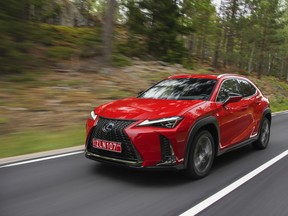 2019 UX F Sport 2