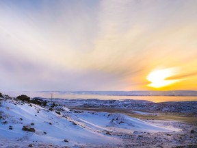 The world’s most northerly community has been in the middle of a record-breaking heat wave. Iqualit, Nunavut saw mercury rise to 23.5 C on Tuesday, July 9, 2019.