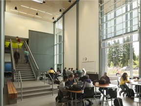 A common area in Nikola Tesla STEM High School in Lake Washington School District near Seattle, WA. The school is one of nine that a delegation of Edmonton Public Schools employees and trustees visited earlier in 2018. Photo credit: Integrus Architecture and Lara Swimmer Photography