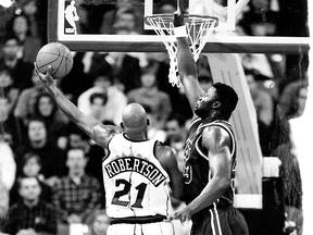 Alvin Robertson was the star of the first Toronto Raptors game on Nov. 3, 1995.