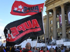 More than 800 AUPE (Alberta Union of Provincial Employees) delegates and supporters from all corners of the province held a large rally at the Alberta legislature on Oct. 12, 2012, in a show of strength and solidarity.