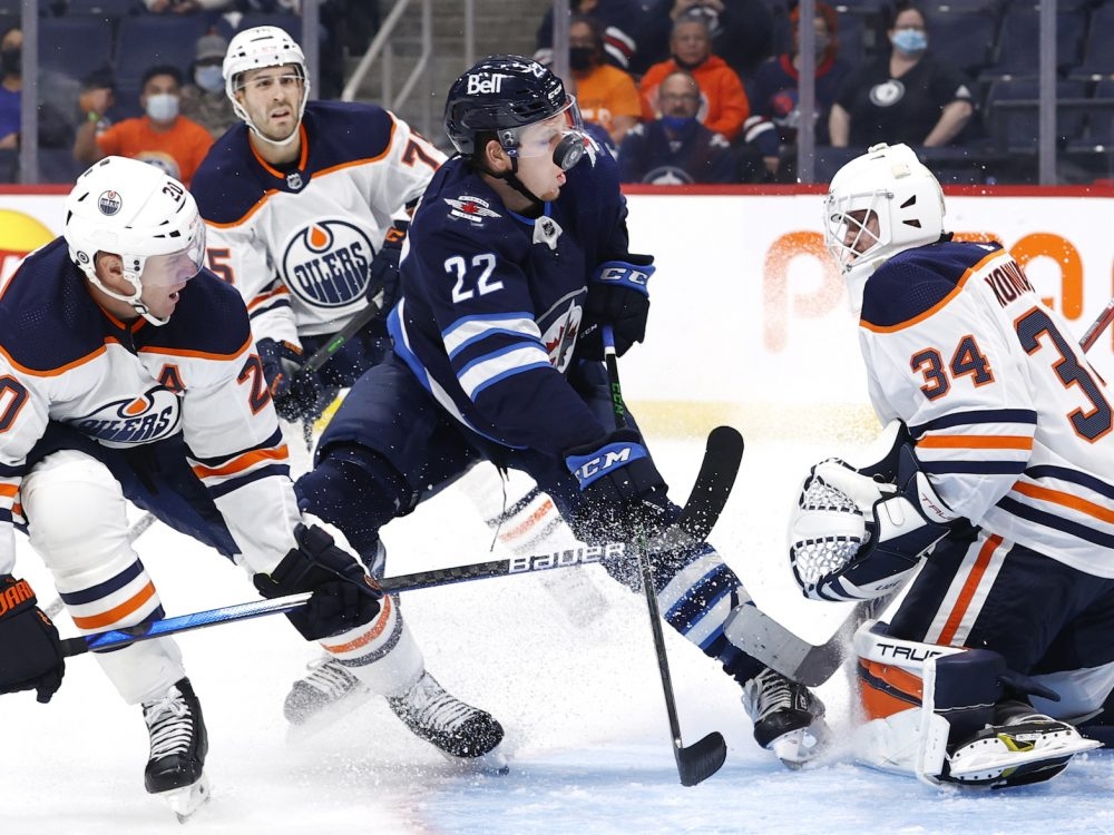 Oilers head coach Dave Tippett still sorting out training camp roster ...