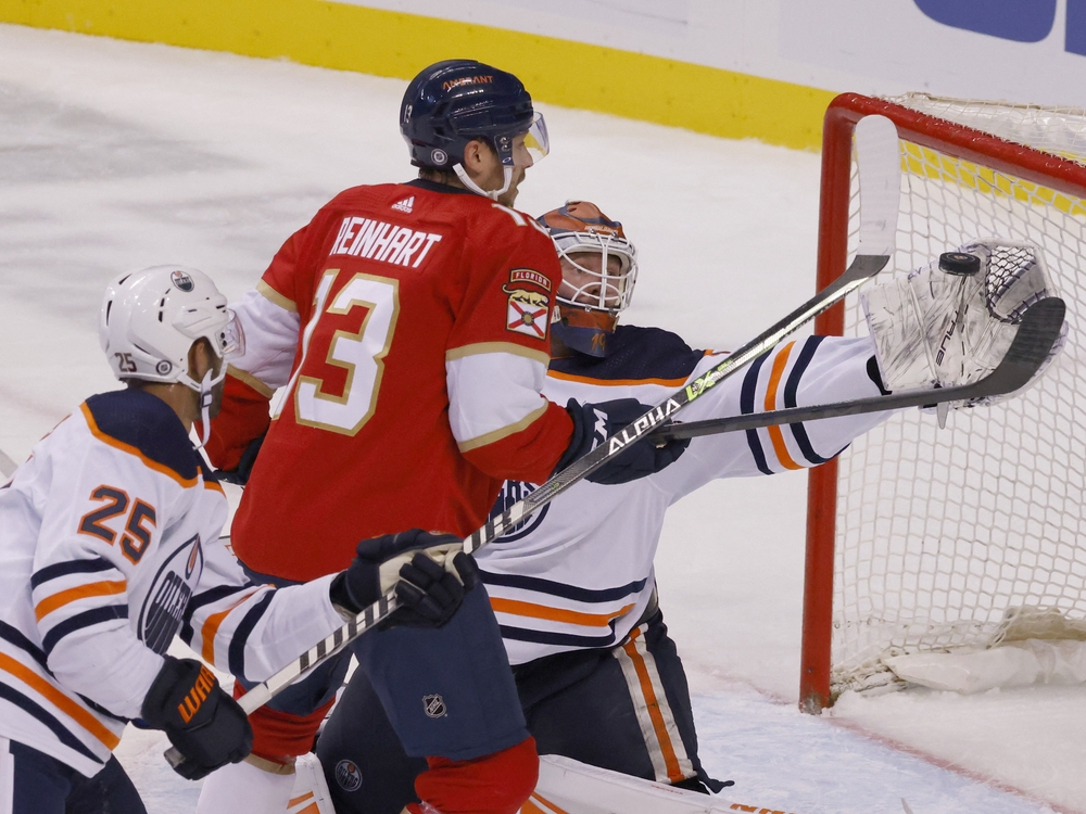 Bobrovsky, Panthers roll over struggling Oilers 6-0