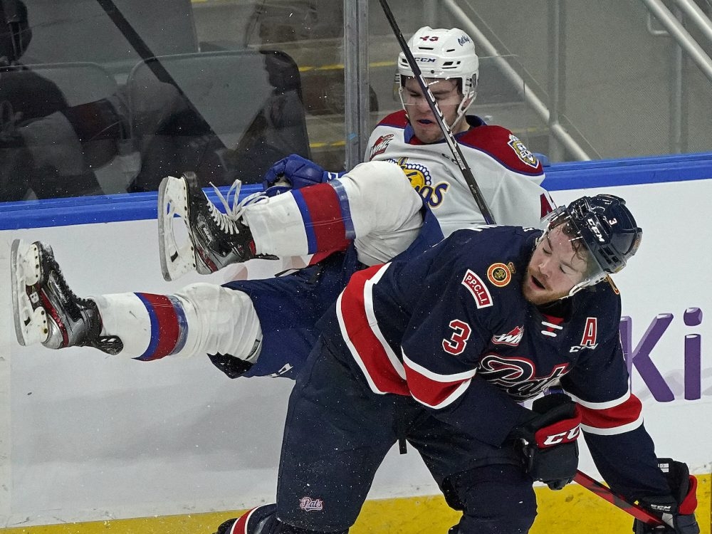 Connor Bedard makes a world of difference to Regina Pats